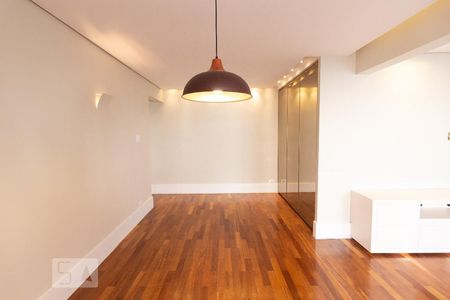 Apartamento para alugar com 115m², 2 quartos e 1 vagaSala