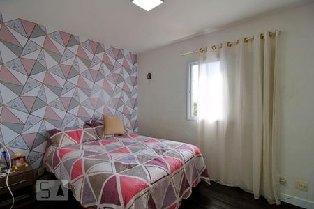 Suíte de apartamento à venda com 2 quartos, 70m² em Jardim Maria Rosa, Taboão da Serra