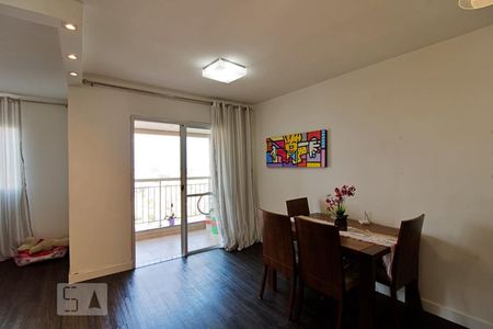 Sala de apartamento à venda com 2 quartos, 70m² em Jardim Maria Rosa, Taboão da Serra