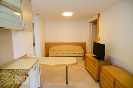 Sala de apartamento para alugar com 1 quarto, 40m² em Botafogo, Rio de Janeiro