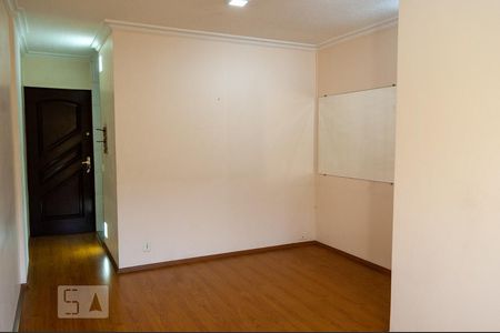 Sala de apartamento para alugar com 2 quartos, 62m² em Jardim Santa Terezinha (zona Leste), São Paulo