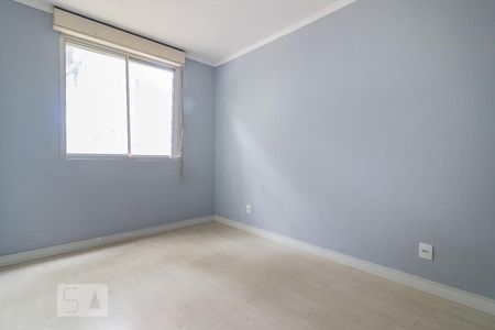 Dormitório1 de apartamento à venda com 3 quartos, 78m² em Vila Nova, Porto Alegre