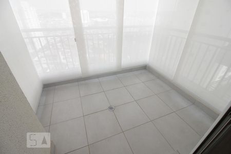 Varanda de apartamento para alugar com 2 quartos, 69m² em Jardim Caboré, São Paulo