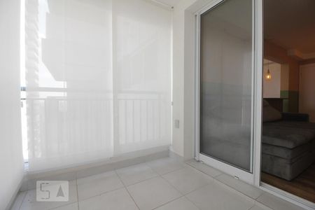 Varanda de apartamento para alugar com 2 quartos, 69m² em Jardim Caboré, São Paulo