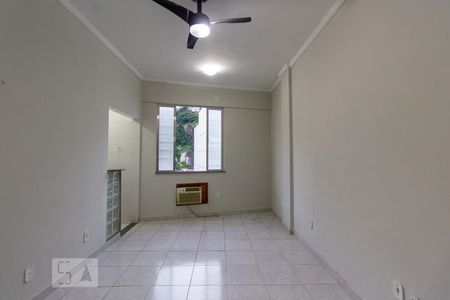 Studio de apartamento para alugar com 1 quarto, 26m² em Catete, Rio de Janeiro