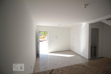 Sala de casa para alugar com 2 quartos, 70m² em Chácaras Santa Martha, Várzea Paulista