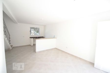 Sala de casa para alugar com 2 quartos, 70m² em Chácaras Santa Martha, Várzea Paulista