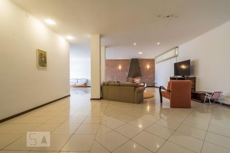 Sala de casa à venda com 5 quartos, 400m² em Jardim Petropolis, São Paulo