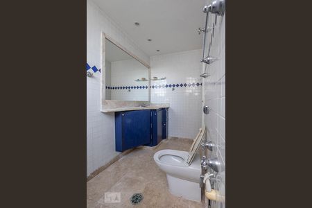 Suíte - Banheiro de apartamento à venda com 3 quartos, 137m² em Jardim Paulista, São Paulo