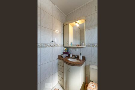 Casa à venda com 300m², 3 quartos e 4 vagas Casa à venda com 300m², 3 quartos e 4 vagasBanheiro 1