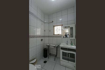 Casa à venda com 300m², 3 quartos e 4 vagas Casa à venda com 300m², 3 quartos e 4 vagasBanheiro