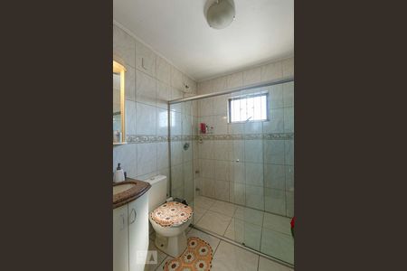 Casa à venda com 300m², 3 quartos e 4 vagas Casa à venda com 300m², 3 quartos e 4 vagasBanheiro 1