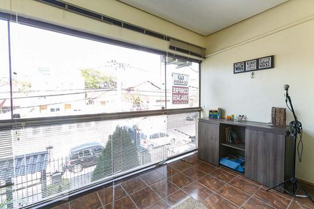 Casa à venda com 300m², 3 quartos e 4 vagas Casa à venda com 300m², 3 quartos e 4 vagasQuarto 3