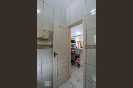 Casa à venda com 300m², 3 quartos e 4 vagas Casa à venda com 300m², 3 quartos e 4 vagasBanheiro