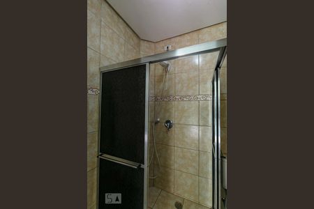 Casa à venda com 300m², 3 quartos e 4 vagas Casa à venda com 300m², 3 quartos e 4 vagasBanheiro 2