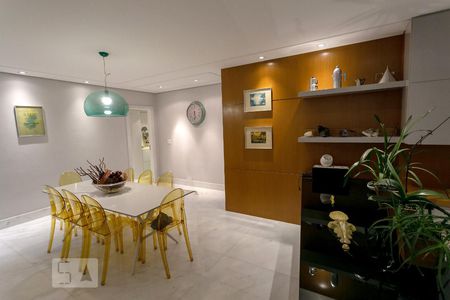 Sala de apartamento para alugar com 3 quartos, 212m² em Carmo, Belo Horizonte