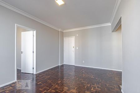 Sala de apartamento para alugar com 2 quartos, 70m² em Centro, Curitiba