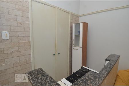 Cozinha de apartamento à venda com 1 quarto, 35m² em Copacabana, Rio de Janeiro