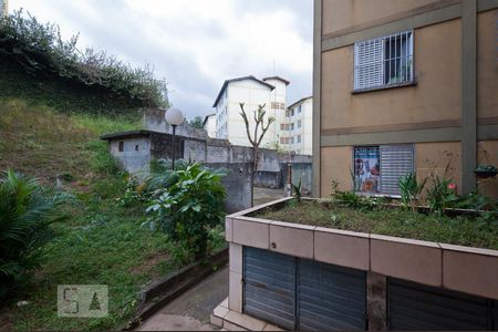 Vista do Quarto 1 de apartamento para alugar com 2 quartos, 48m² em Vila Sílvia, São Paulo