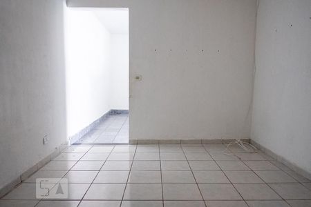 Sala/Quarto de casa para alugar com 1 quarto, 40m² em Vila Brasil, São Paulo