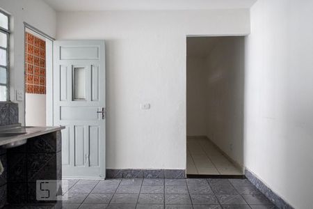 Cozinha de casa para alugar com 1 quarto, 40m² em Vila Brasil, São Paulo