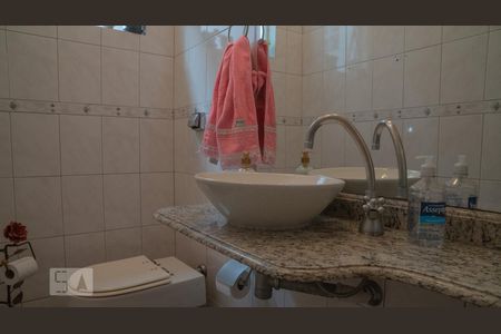 Lavabo de casa à venda com 4 quartos, 192m² em Vila Valparaíso, Santo André