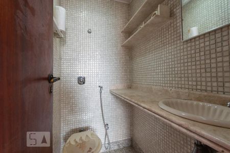 Lavabo de apartamento à venda com 2 quartos, 120m² em Tijuca, Rio de Janeiro