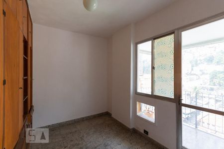 Suíte de apartamento à venda com 2 quartos, 120m² em Tijuca, Rio de Janeiro