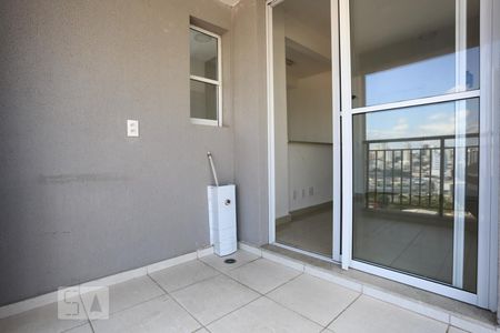 Sacada de apartamento à venda com 2 quartos, 44m² em Presidente Altino, Osasco