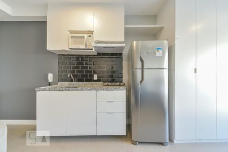 Cozinha de kitnet/studio à venda com 1 quarto, 25m² em Consolação, São Paulo