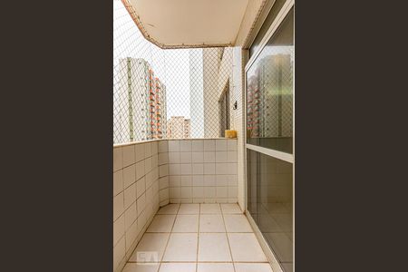 Varanda de apartamento para alugar com 3 quartos, 198m² em Pituba, Salvador