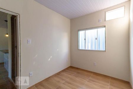 Quarto 2 de apartamento para alugar com 2 quartos, 55m² em Cascadura, Rio de Janeiro