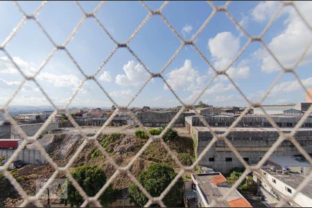 Vista Quarto 1 de apartamento para alugar com 2 quartos, 50m² em Jardim Danfer, São Paulo