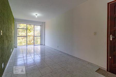 Sala de apartamento à venda com 2 quartos, 61m² em Taquara, Rio de Janeiro