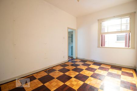 Sala de apartamento à venda com 2 quartos, 56m² em Petrópolis, Porto Alegre