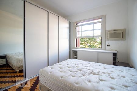 Quarto 1 de apartamento à venda com 2 quartos, 56m² em Petrópolis, Porto Alegre