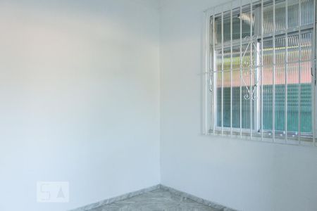 Sala de casa para alugar com 2 quartos, 80m² em Campo Grande, Rio de Janeiro