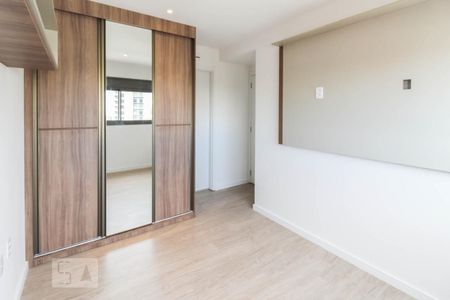 Suíte de apartamento para alugar com 2 quartos, 64m² em Indianópolis, São Paulo