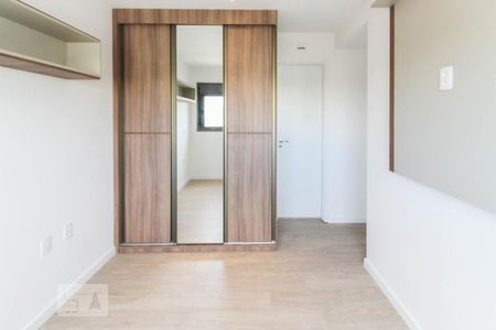 Suíte de apartamento para alugar com 2 quartos, 64m² em Indianópolis, São Paulo