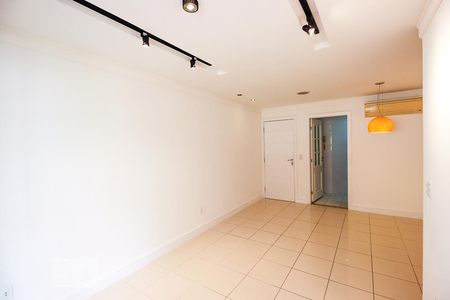 Sala de apartamento para alugar com 3 quartos, 82m² em Recreio dos Bandeirantes, Rio de Janeiro