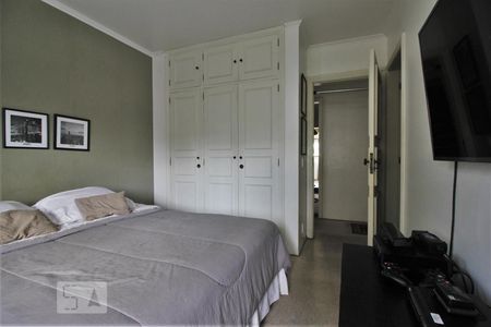 Suíte 1 de apartamento para alugar com 4 quartos, 306m² em Vila Morumbi, São Paulo