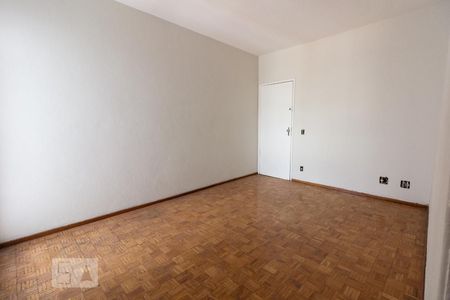 Sala de apartamento para alugar com 4 quartos, 70m² em Glória, Belo Horizonte