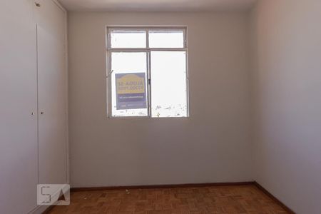 Quarto 1 de apartamento para alugar com 4 quartos, 70m² em Glória, Belo Horizonte