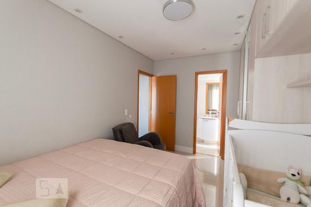 Apartamento à venda com 72m², 2 quartos e 1 vaga Apartamento à venda com 72m², 2 quartos e 1 vagaSuíte