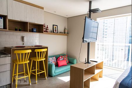 Sala de kitnet/studio para alugar com 1 quarto, 28m² em Liberdade, São Paulo