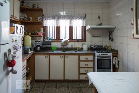 Cozinha de casa à venda com 4 quartos, 340m² em Vila Ipiranga, Porto Alegre