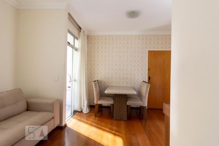 Sala de apartamento à venda com 3 quartos, 90m² em Santa Rosa, Belo Horizonte