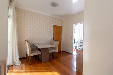 Sala de apartamento à venda com 3 quartos, 90m² em Santa Rosa, Belo Horizonte