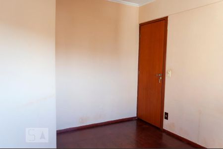 Quarto de apartamento à venda com 1 quarto, 42m² em Partenon, Porto Alegre