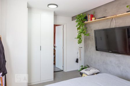 Suíte de apartamento à venda com 2 quartos, 132m² em Vila Ipojuca, São Paulo